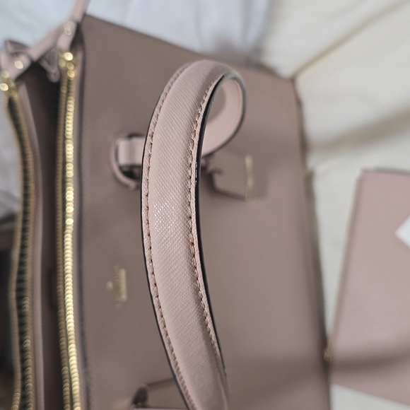 Kate Spade tote and wallet - Picture 9 of 13